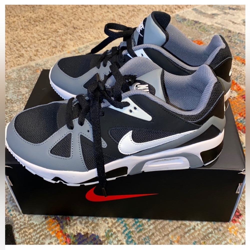 Nike Air Structure Sneakers